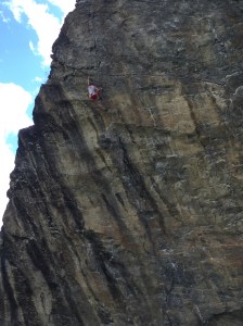 Julia Chanourdie dans Criptonite 8b à vue
