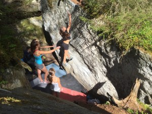 Juliette Pouget dans un beau jeter en 6a